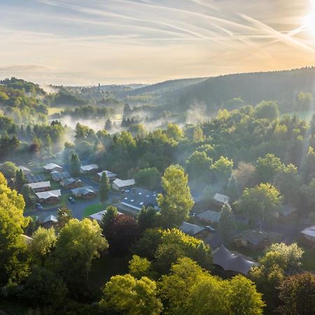 Landal Glamping Neufchateau Hotell Eksteriør bilde