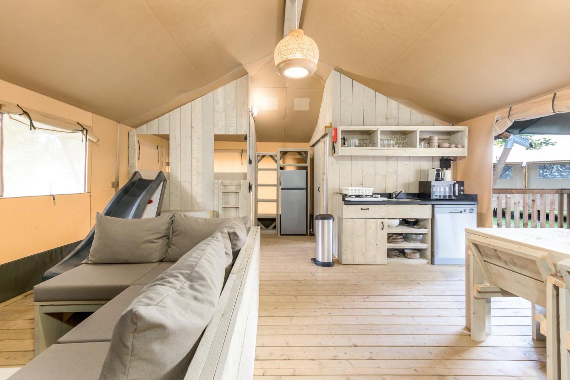 Landal Glamping Neufchateau Hotell Eksteriør bilde