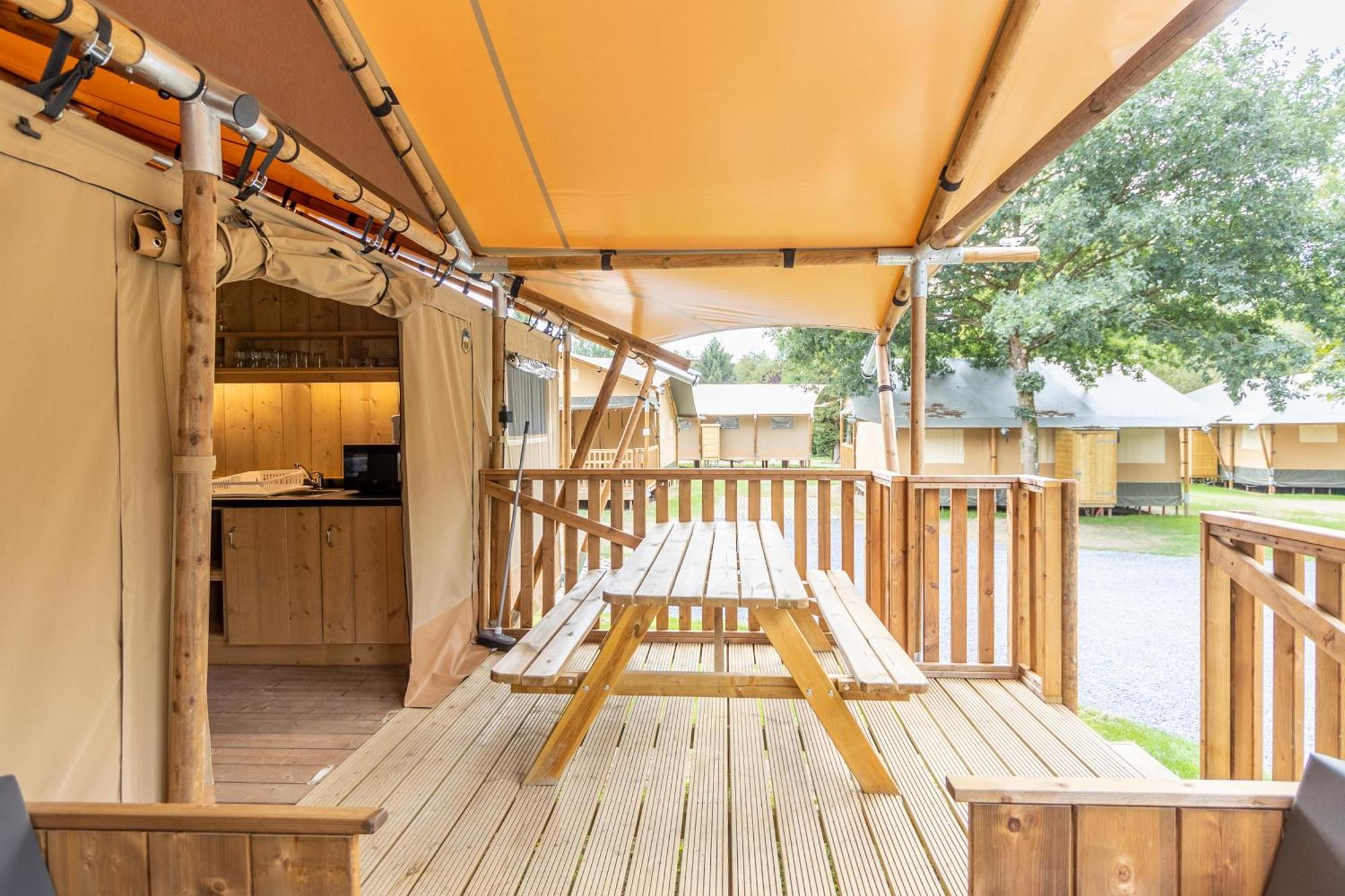 Landal Glamping Neufchateau Hotell Rom bilde