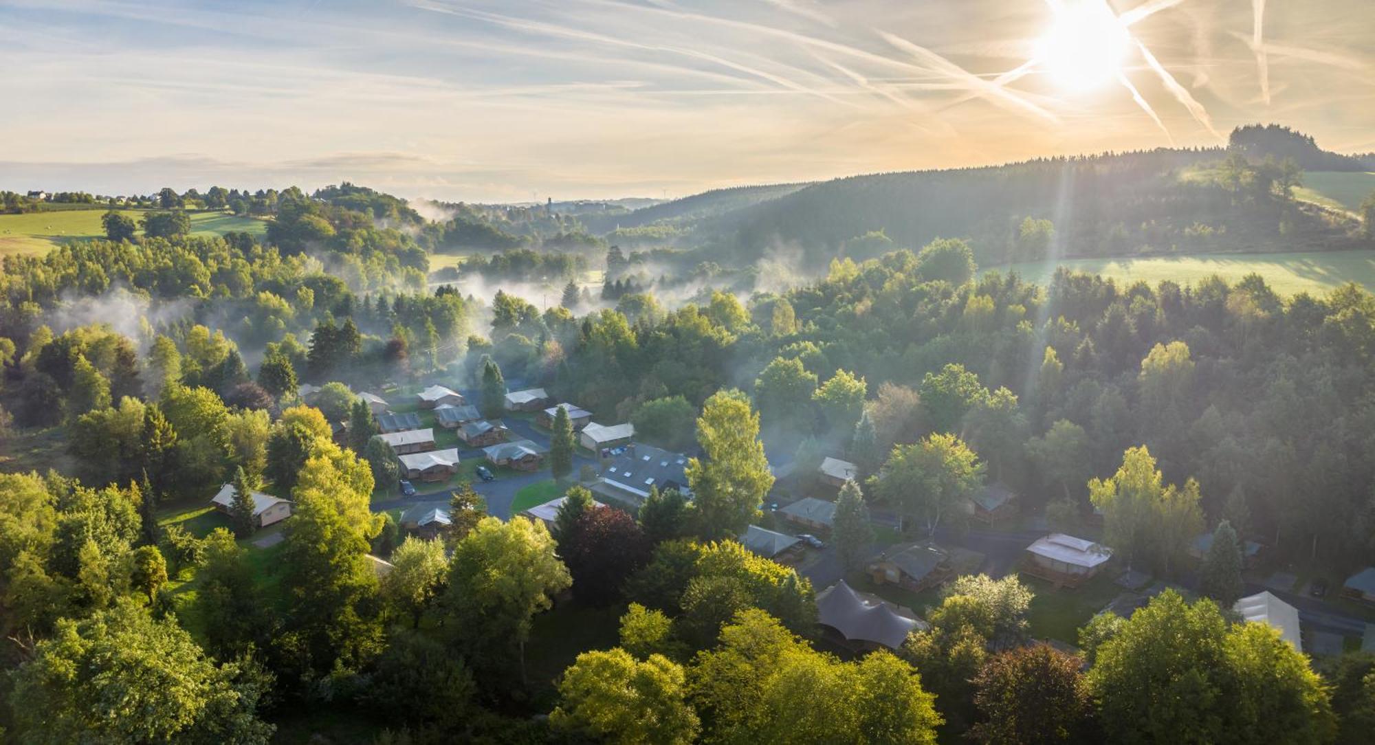 Landal Glamping Neufchateau Hotell Eksteriør bilde