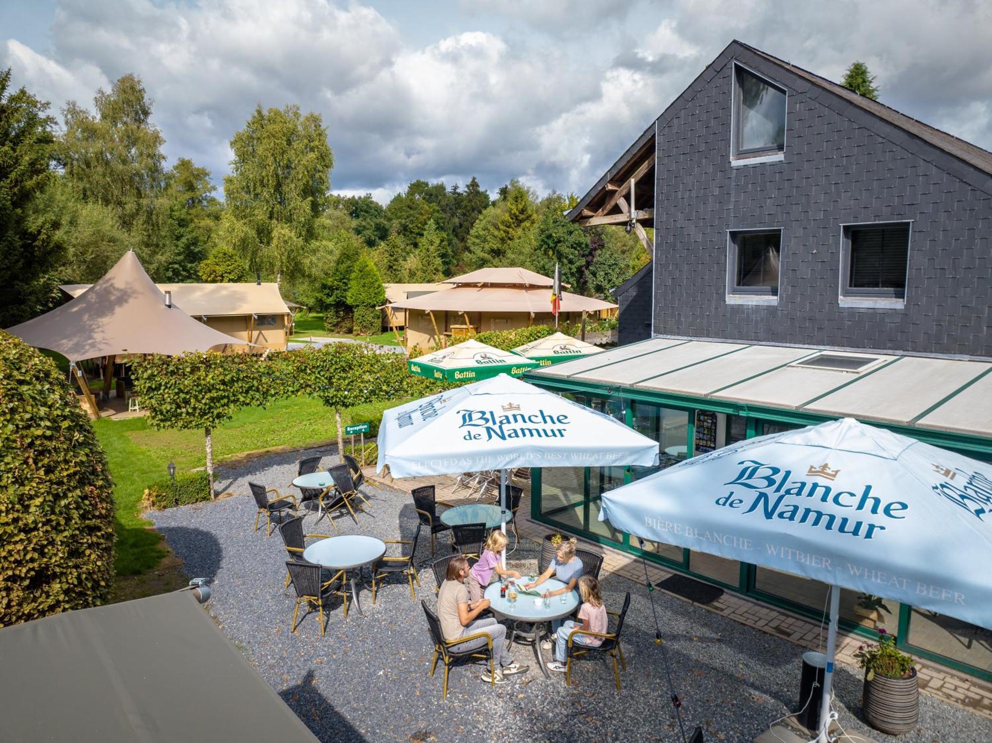 Landal Glamping Neufchateau Hotell Eksteriør bilde