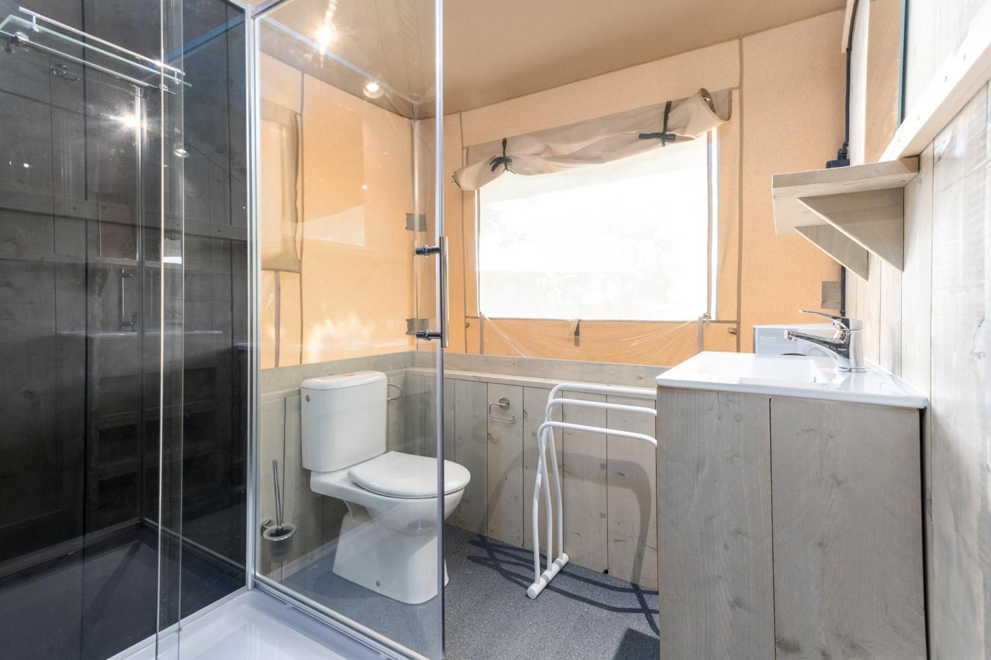 Landal Glamping Neufchateau Hotell Rom bilde