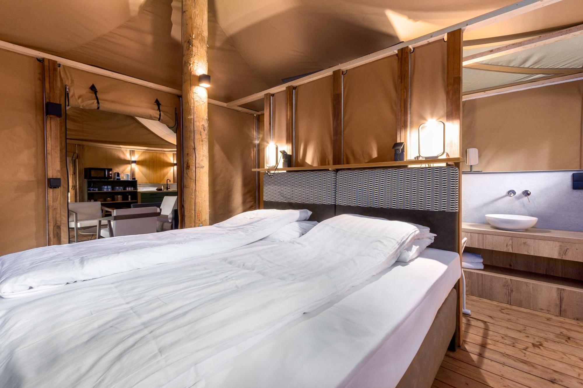 Landal Glamping Neufchateau Hotell Rom bilde
