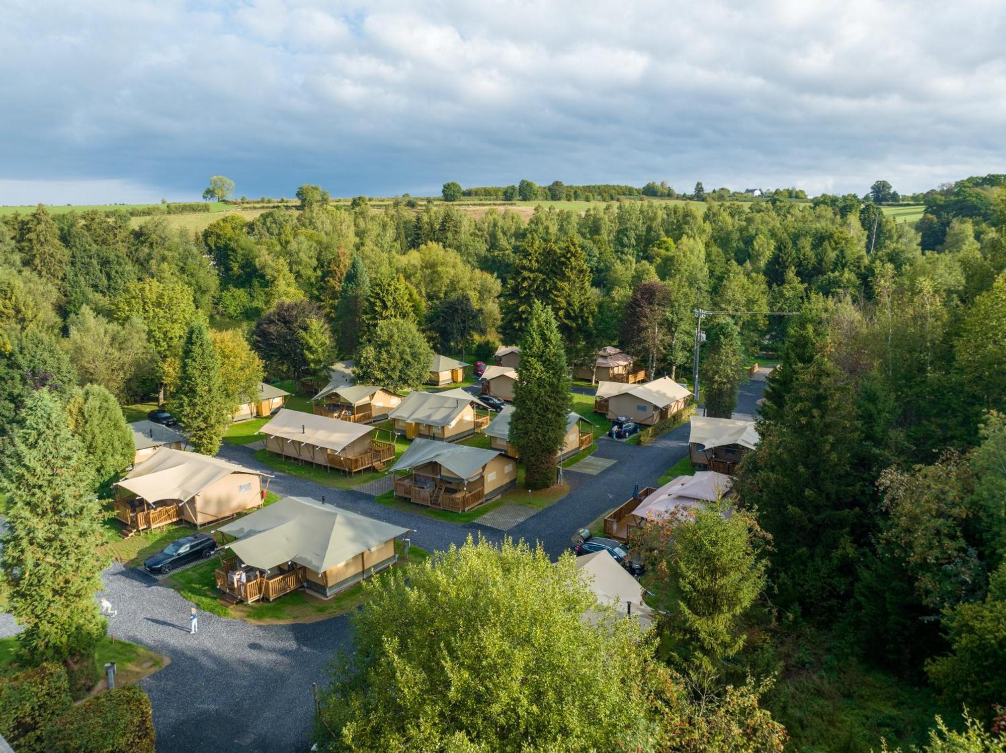 Landal Glamping Neufchateau Hotell Eksteriør bilde