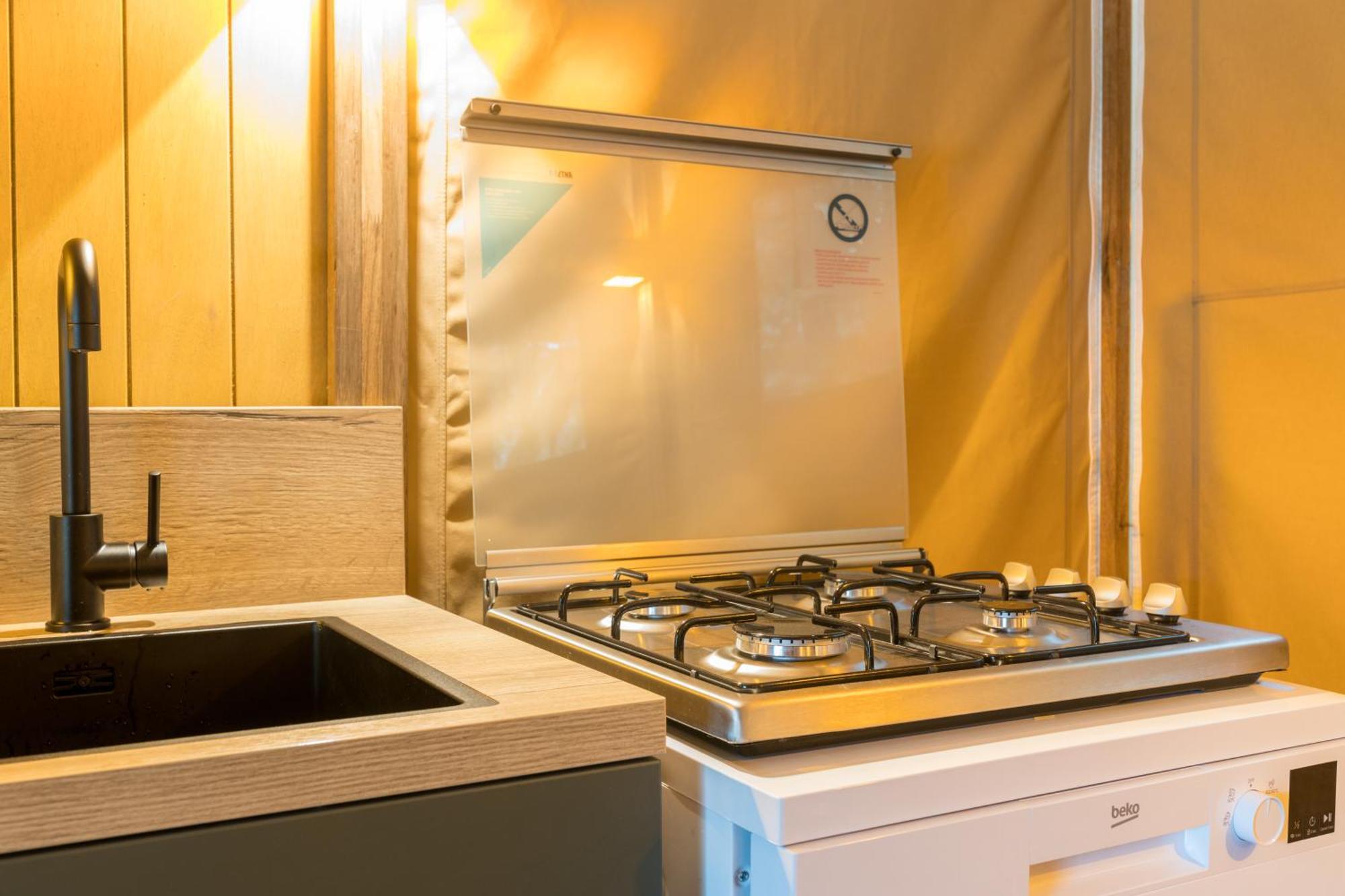 Landal Glamping Neufchateau Hotell Rom bilde